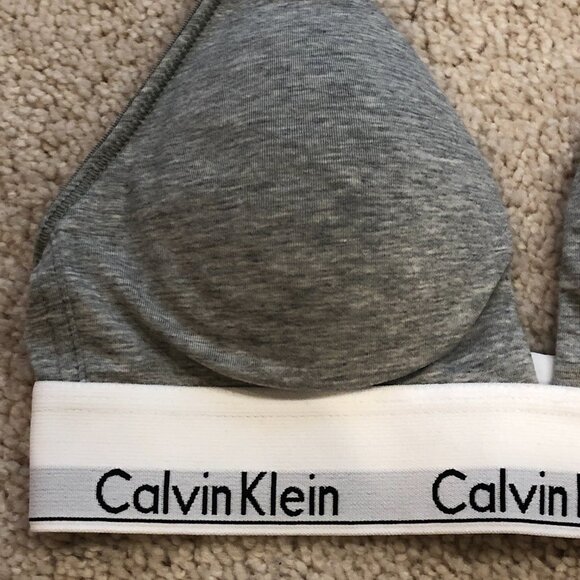 NWT Calvin Klein Gray 2-Way Convertible Straps Adjustable Padded Bra Bralette - Picture 2 of 8